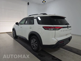 2024 Nissan Pathfinder SV – miniatura 6