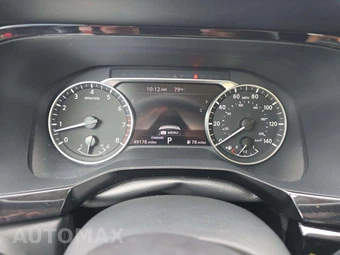 2024 Nissan Pathfinder SV - miniatura 9