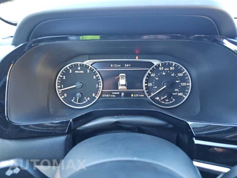 2024 Nissan Pathfinder SV – miniatura 12