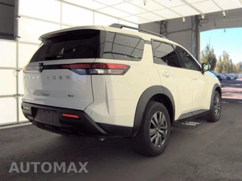 2024 Nissan Pathfinder SV – miniatura 4