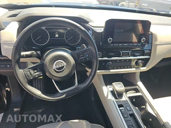 2024 Nissan Pathfinder SV - miniatura 11