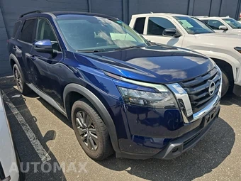2024 Nissan Pathfinder SV – miniatura 3