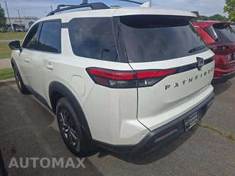 2024 Nissan Pathfinder SV – miniatura 2