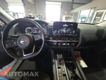 2024 Nissan Pathfinder SV - miniatura 11