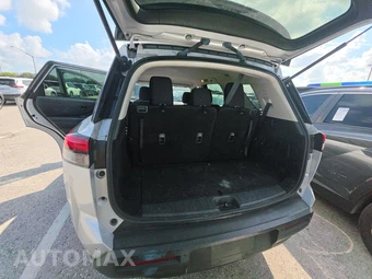 2024 Nissan Pathfinder SV – miniatura 24