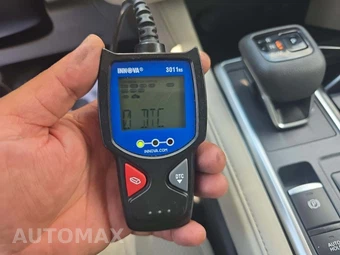 2024 Nissan Pathfinder SV – miniatura 25