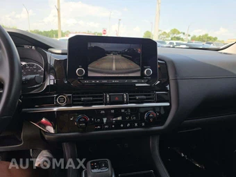 2024 Nissan Pathfinder SV – miniatura 10