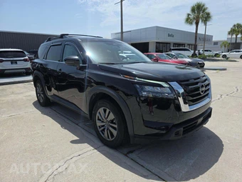 2024 Nissan Pathfinder SV – miniatura 4