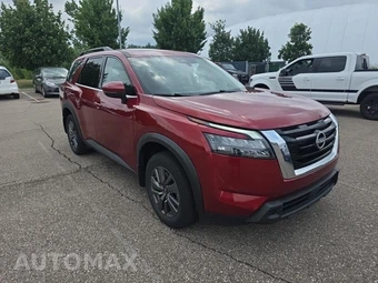 2024 Nissan Pathfinder SV - miniatura 3