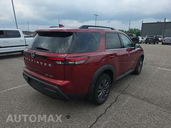 2024 Nissan Pathfinder SV - miniatura 5