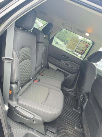 2024 Nissan Pathfinder SV – miniatura 17