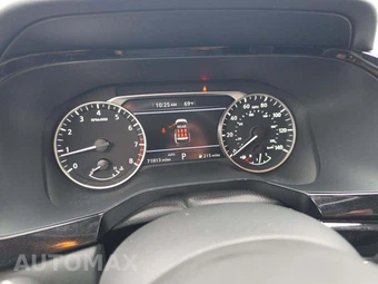 2024 Nissan Pathfinder SV – miniatura 9