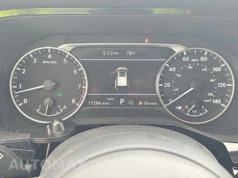 2024 Nissan Pathfinder SV – miniatura 12