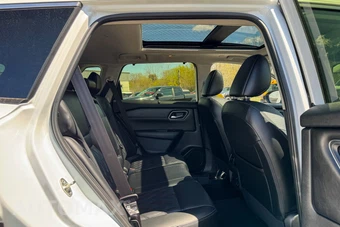2024 Nissan Rogue Platinum - miniatura 14