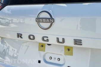 2024 Nissan Rogue Platinum - miniatura 17