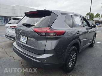 2024 Nissan Rogue S – miniatura 3
