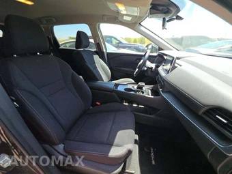 2024 Nissan Rogue S – miniatura 18