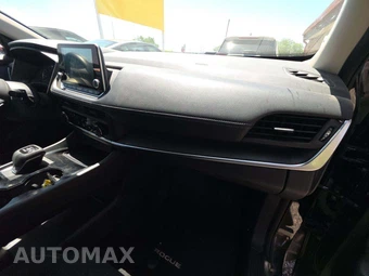 2024 Nissan Rogue S – miniatura 19