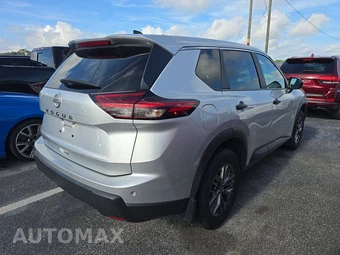 2024 Nissan Rogue S - miniatura 4