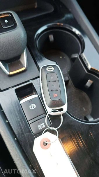 2024 Nissan Rogue S – miniatura 20