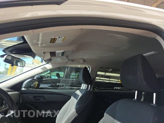 2024 Nissan Rogue S – miniatura 21