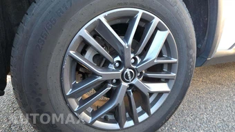 2024 Nissan Rogue S – miniatura 23