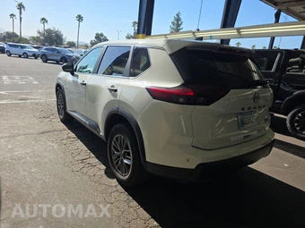 2024 Nissan Rogue S – miniatura 6