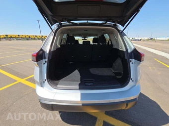 2024 Nissan Rogue S – miniatura 11