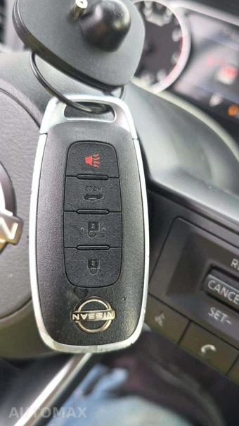 2024 Nissan Rogue S – miniatura 17