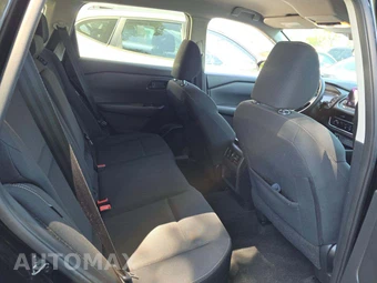 2024 Nissan Rogue S – miniatura 16