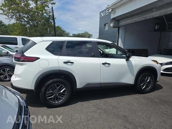 2024 Nissan Rogue S - miniatura 3