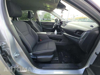 2024 Nissan Rogue S - miniatura 15