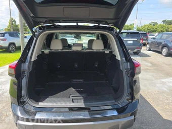 2024 Nissan Rogue SL – miniatura 11