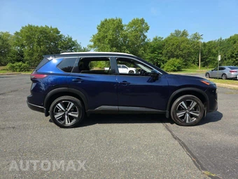 2024 Nissan Rogue SL – miniatura 4