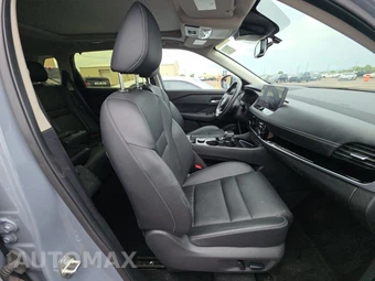 2024 Nissan Rogue SL - miniatura 8