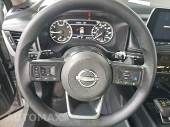 2024 Nissan Rogue SV – miniatura 10