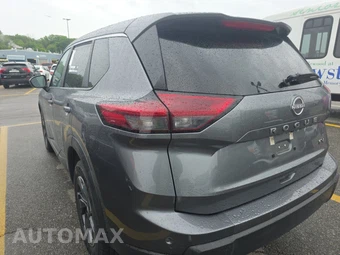 2024 Nissan Rogue SV - miniatura 6