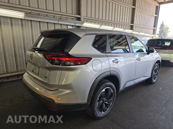 2024 Nissan Rogue SV – miniatura 4