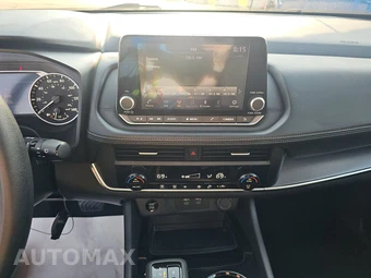 2024 Nissan Rogue SV – miniatura 17