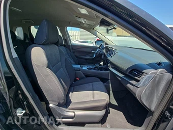 2024 Nissan Rogue SV - miniatura 8