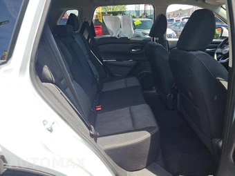2024 Nissan Rogue SV – miniatura 16