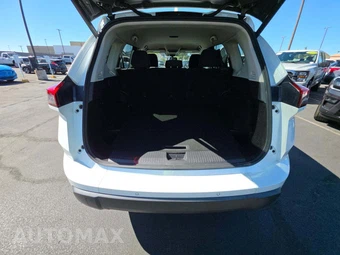 2024 Nissan Rogue SV - miniatura 14