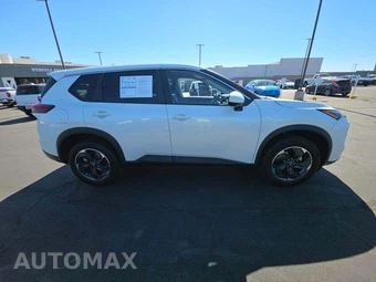 2024 Nissan Rogue SV - miniatura 4