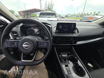 2024 Nissan Rogue SV - miniatura 17