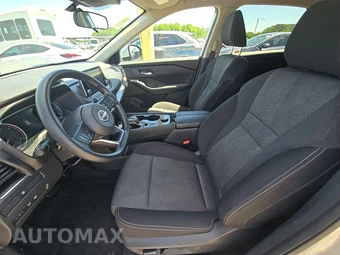 2024 Nissan Rogue SV - miniatura 7