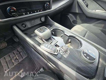 2024 Nissan Rogue SV - miniatura 8