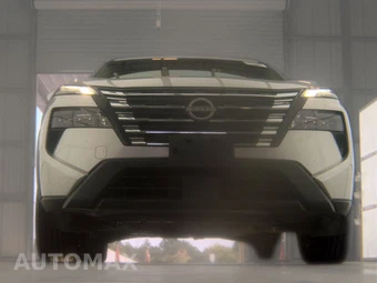 2024 Nissan Rogue SV - miniatura 3