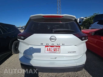 2024 Nissan Rogue SV - miniatura 5