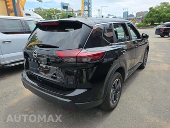 2024 Nissan Rogue SV - miniatura 3