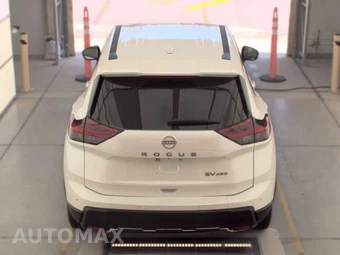 2024 Nissan Rogue SV - miniatura 5